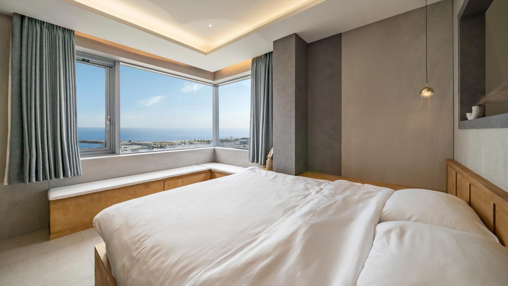 Goseong Gyeoulbada Ocean View Pension Rom bilde