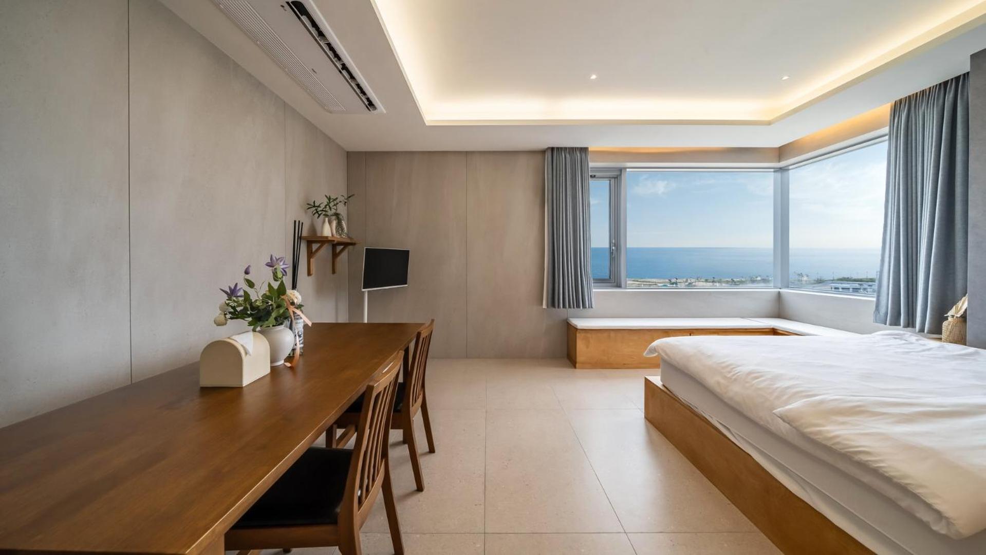 Goseong Gyeoulbada Ocean View Pension Rom bilde