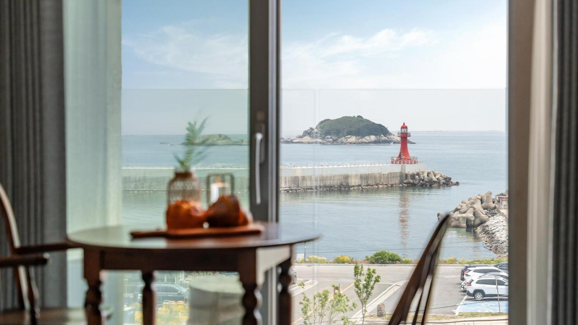 Goseong Gyeoulbada Ocean View Pension Eksteriør bilde