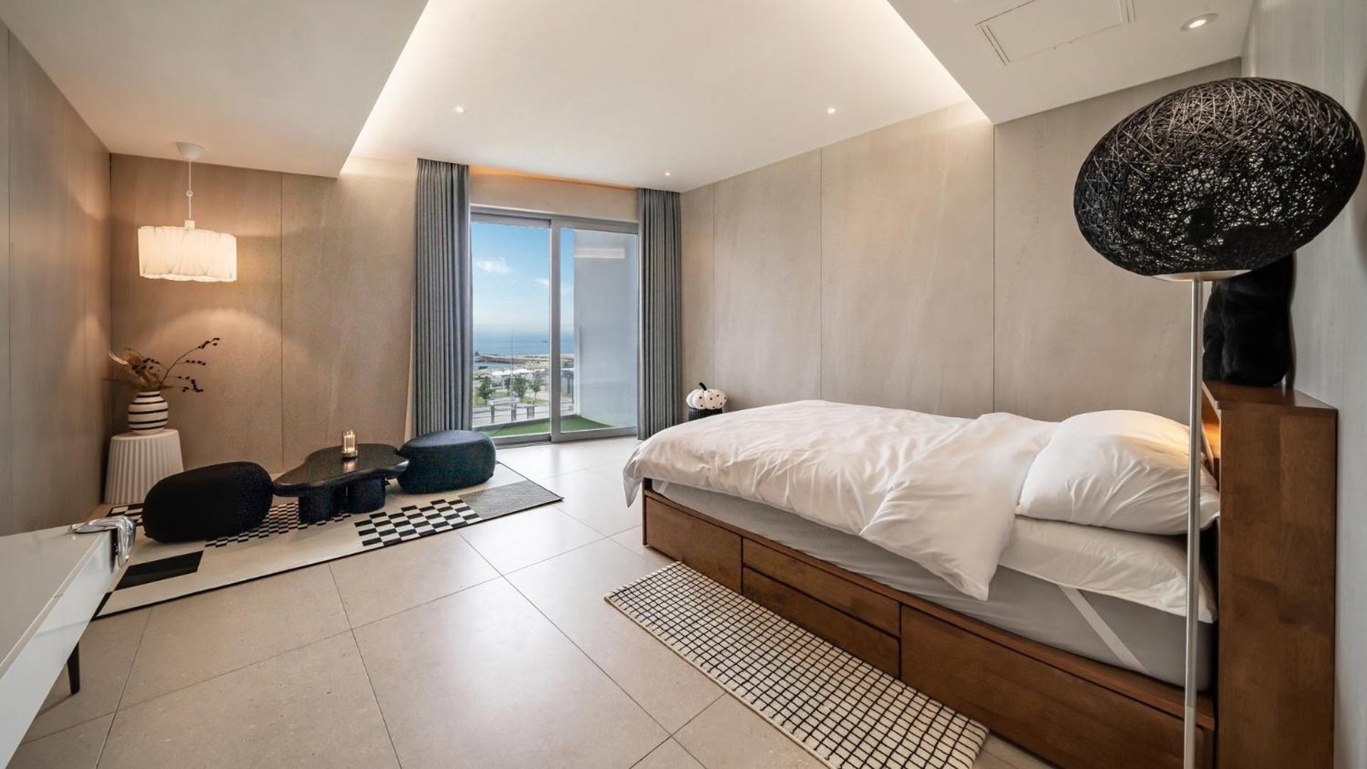 Goseong Gyeoulbada Ocean View Pension Rom bilde